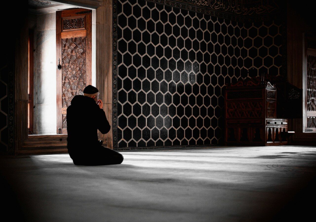 a person sitting in a room